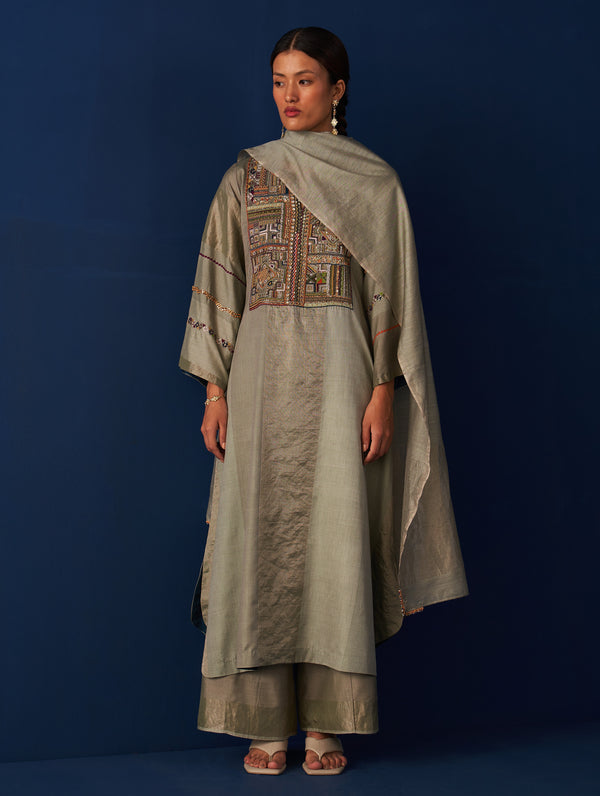 Nira Hand-Embroidered Kurta Set - Sage Grey