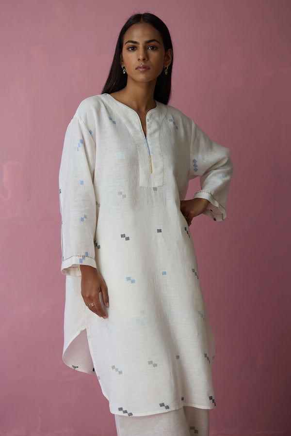 Ikara Jamdani Linen Kurta Set - Ivory