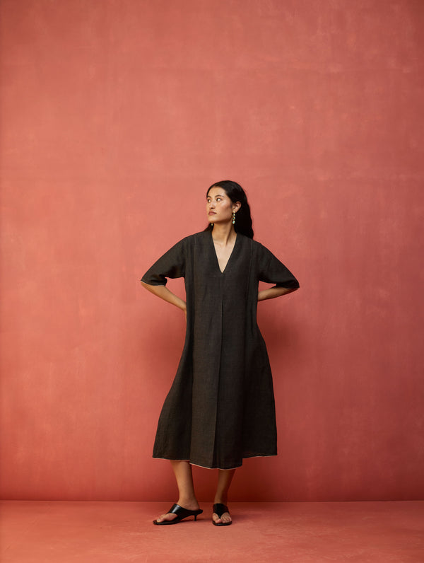 Maki Pleated Linen Dress - Charcoal