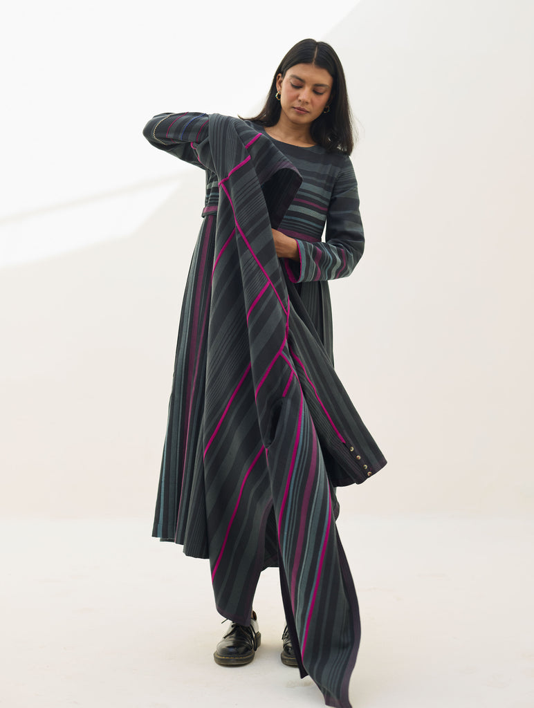 Thena Reversible Merino Wool Overlay - Charcoal