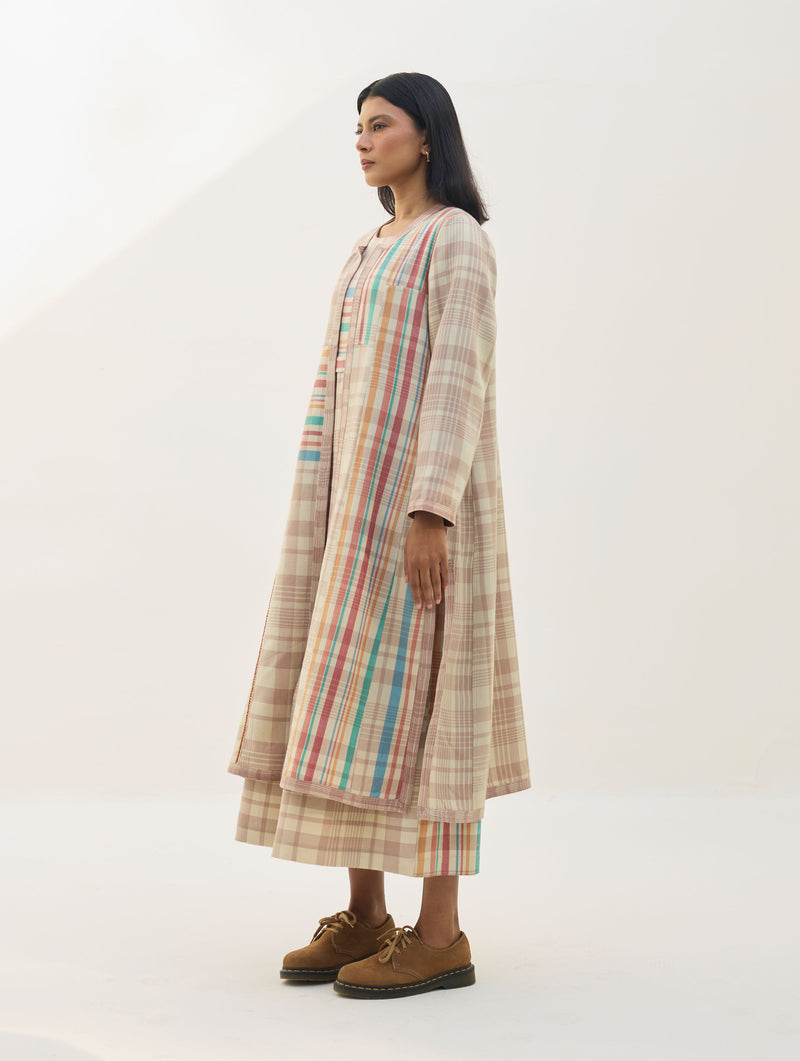 Thena Reversible Merino Wool Overlay - Beige