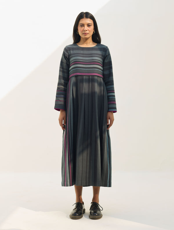 Fiona Merino Wool Pleated Dress - Charcoal