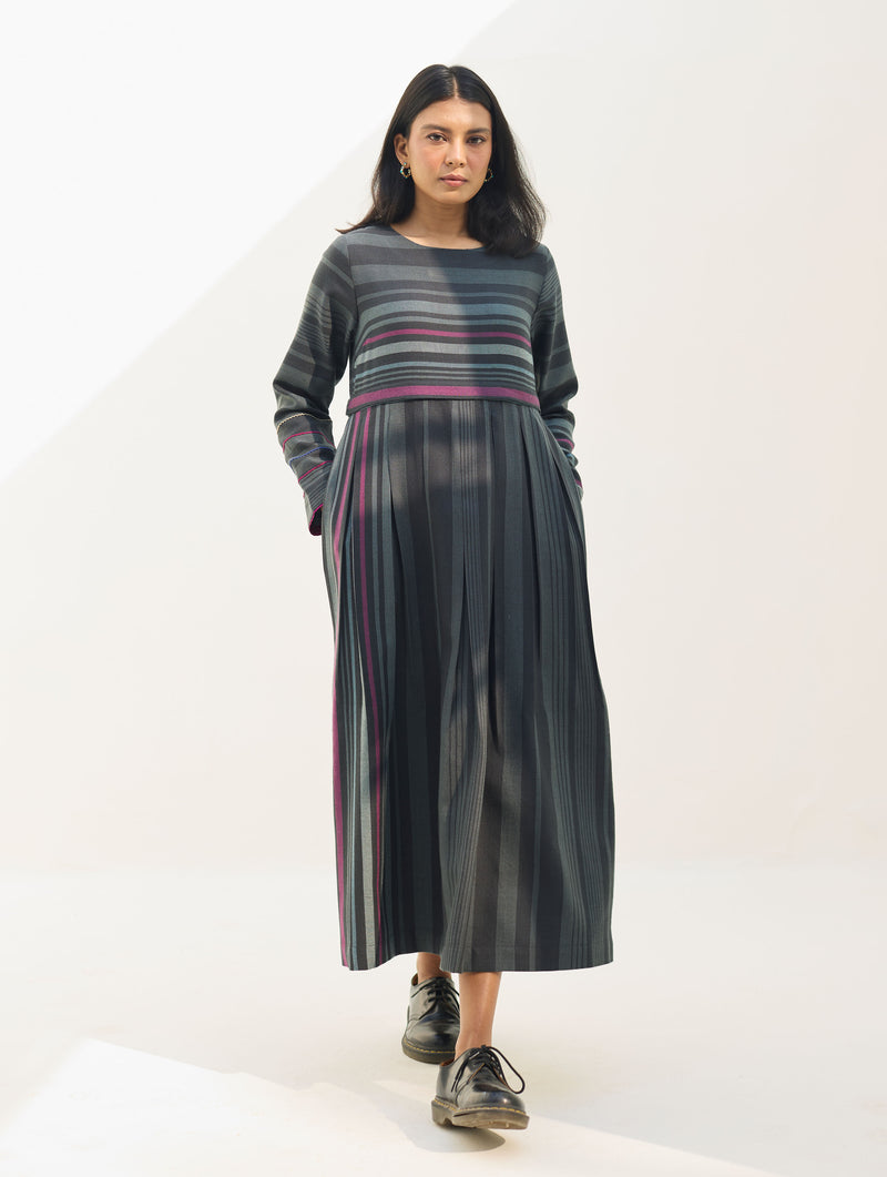 Fiona Merino Wool Pleated Dress - Charcoal