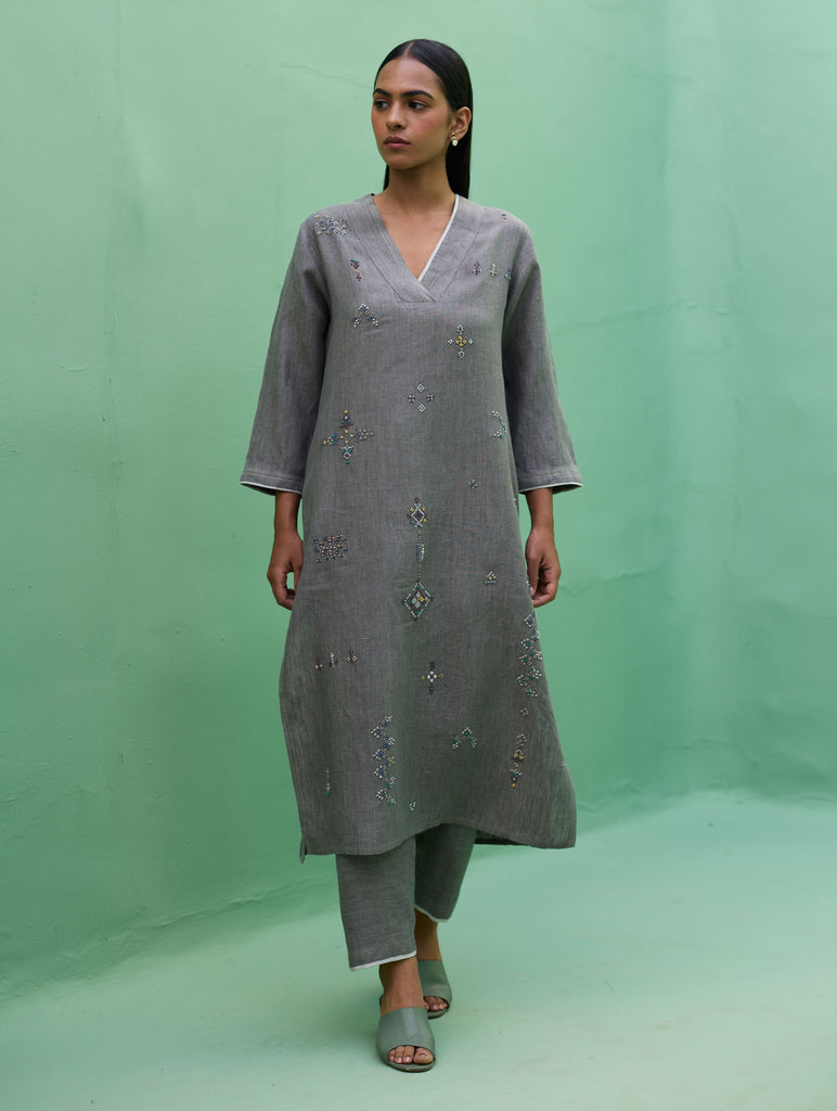 Rena Hand-Embroidered Linen Kurta - Grey