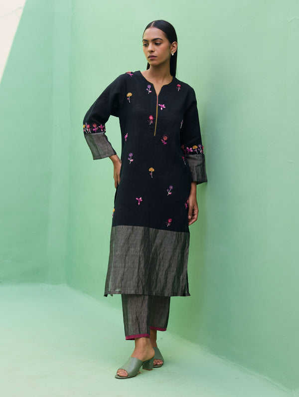 Emile Hand-Embroidered Metallic Linen Kurta - Black