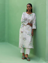 Sakura Botanical Stripe Linen Kurta - Ivory