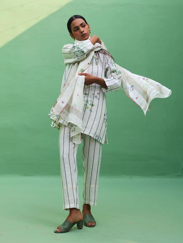 Maho Botanical Stripe Linen Kurta Set - Ivory