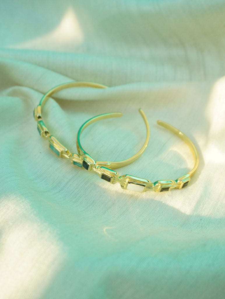 Ara Cuff - Evening