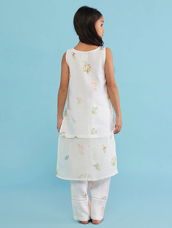 Aneya Patchwork Floral Linen Kurta - White