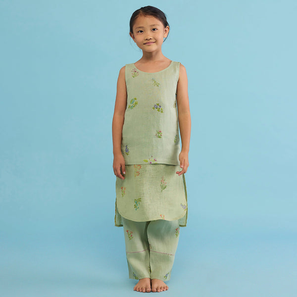 Aneya Patchwork Floral Linen Kurta - Mint