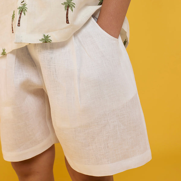 Jin Plain Linen White Shorts