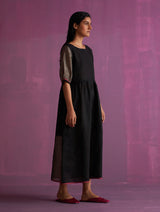Kiri Signature Linen Dress - Black