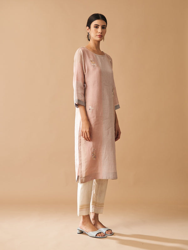 Mehsa Embroidered Kurta