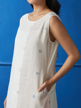 Tara Sleeveless Jamdani Kurta