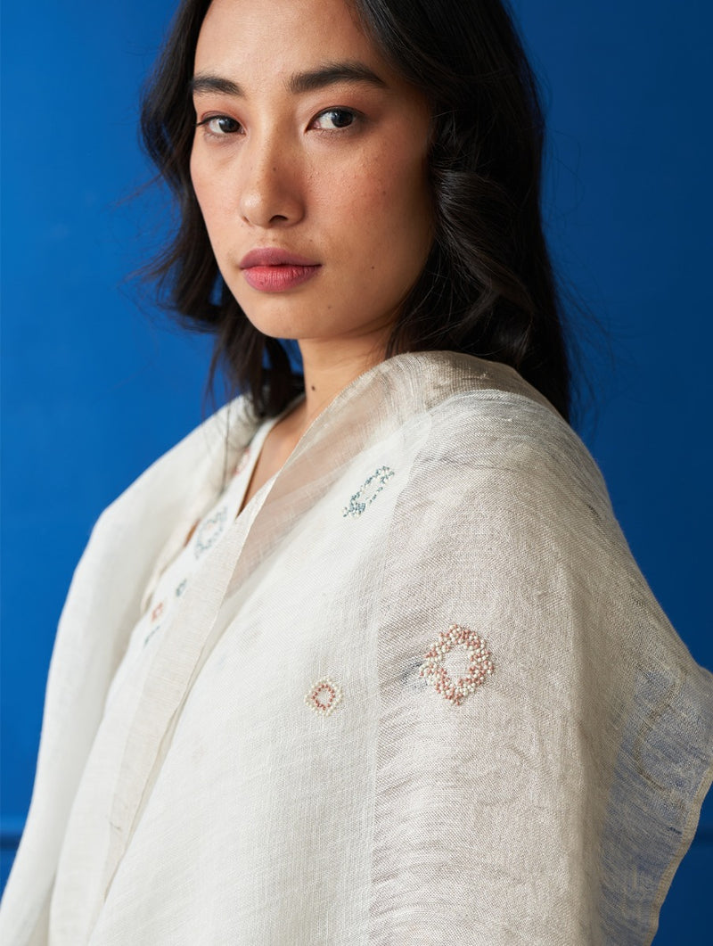 Ginka Hand-Embroidered Jamdani Kurta Set