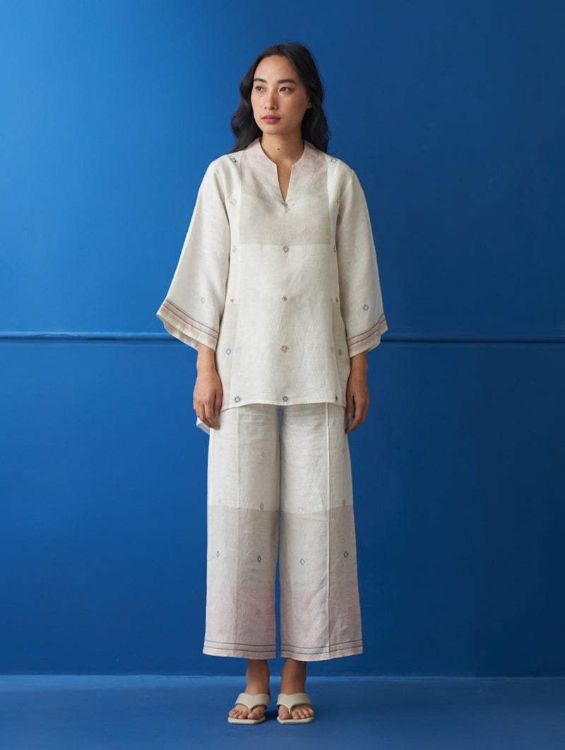 Lee Hand-Embroidered Jamdani Co-ord Set