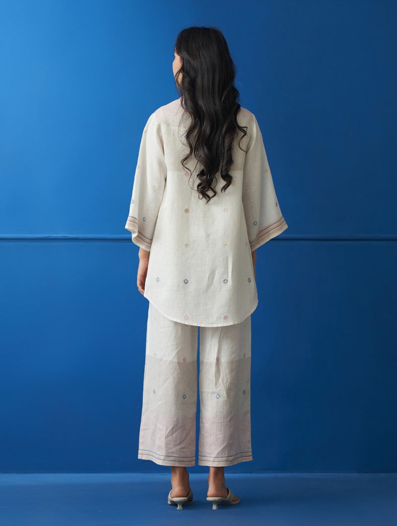 Lee Hand-Embroidered Jamdani Co-ord Set