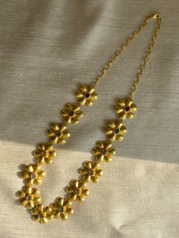 Toshiko Phool Necklace - Night