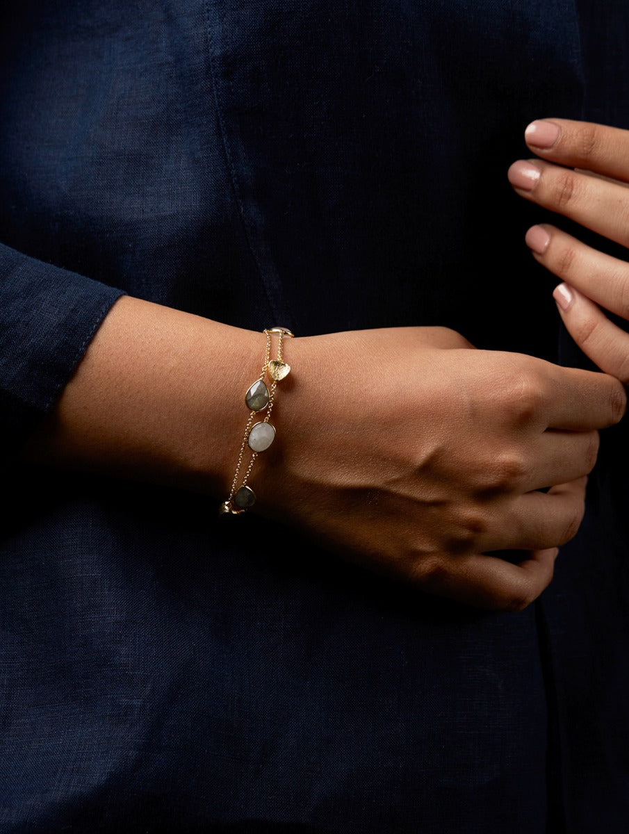 Buy Raza Bracelet - Moon | Womens Jewellery Online – Manan